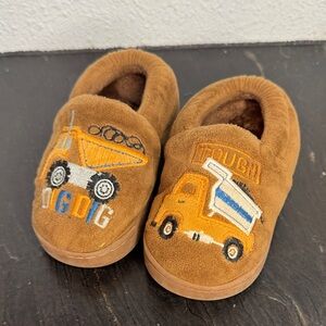 4/$15 Brown Kids Shoes with Construction Design Size Little Kids 9c-10c